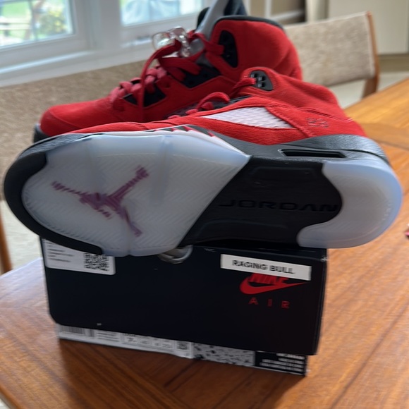 Brand New Retro GS Raging Bull Jordan’s - Picture 3 of 10